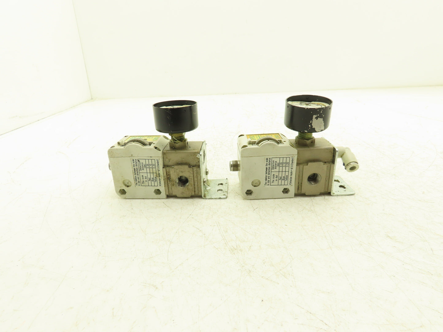 CKD GPS2-07-15-PGC0 Gap Switch 50-200kPa 7-29psi Lot of 2