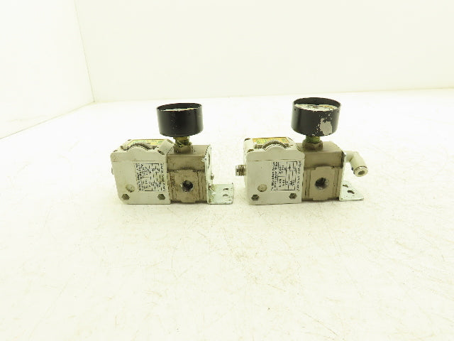 CKD GPS2-07-15-PGC0 Gap Switch 50-200kPa 7-29psi Lot of 2