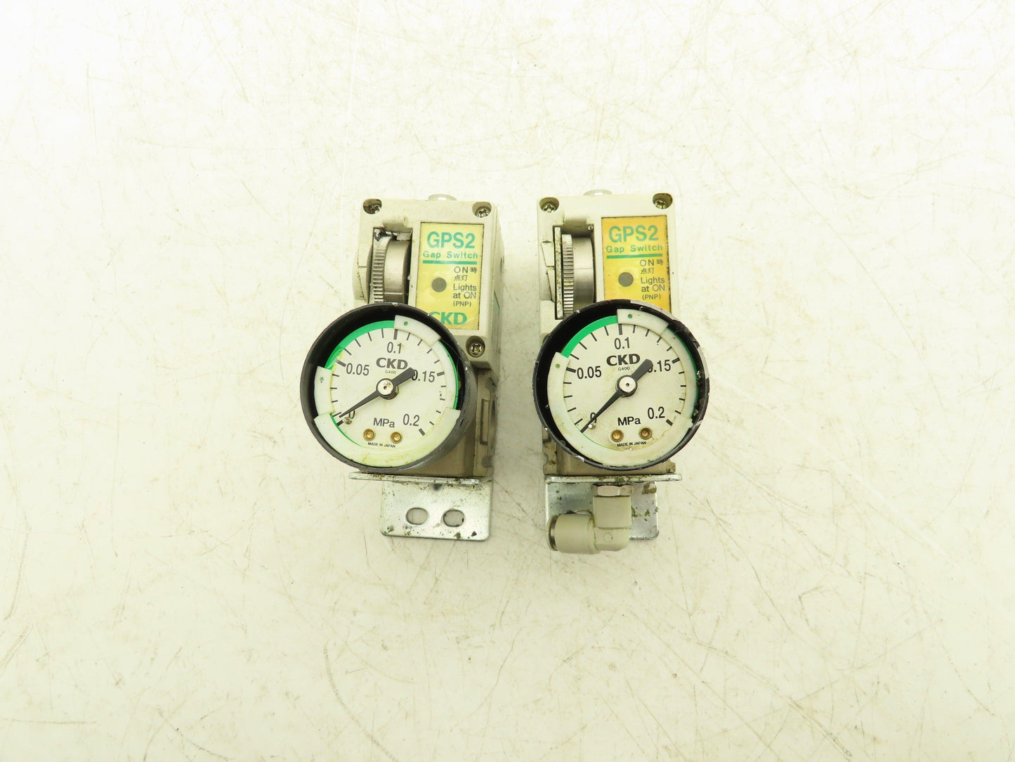 CKD GPS2-07-15-PGC0 Gap Switch 50-200kPa 7-29psi Lot of 2