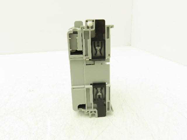 Allen Bradley 1769-OW8I Relay Output Module I/O Ser B Rev 3 Isolated & End Cap