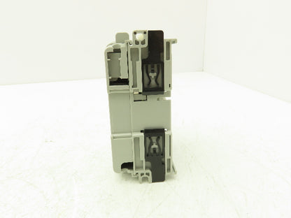 Allen Bradley 1769-OW8I Relay Output Module I/O Ser B Rev 3 Isolated & End Cap