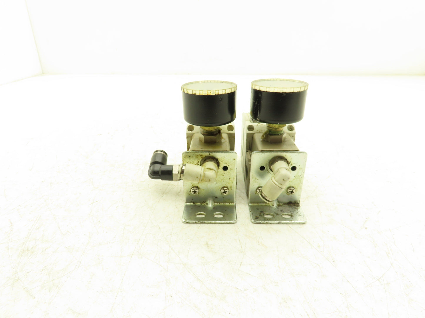 CKD GPS2-07-15-PGC0 Gap Switch 50-200kPa 7-29psi Lot of 2