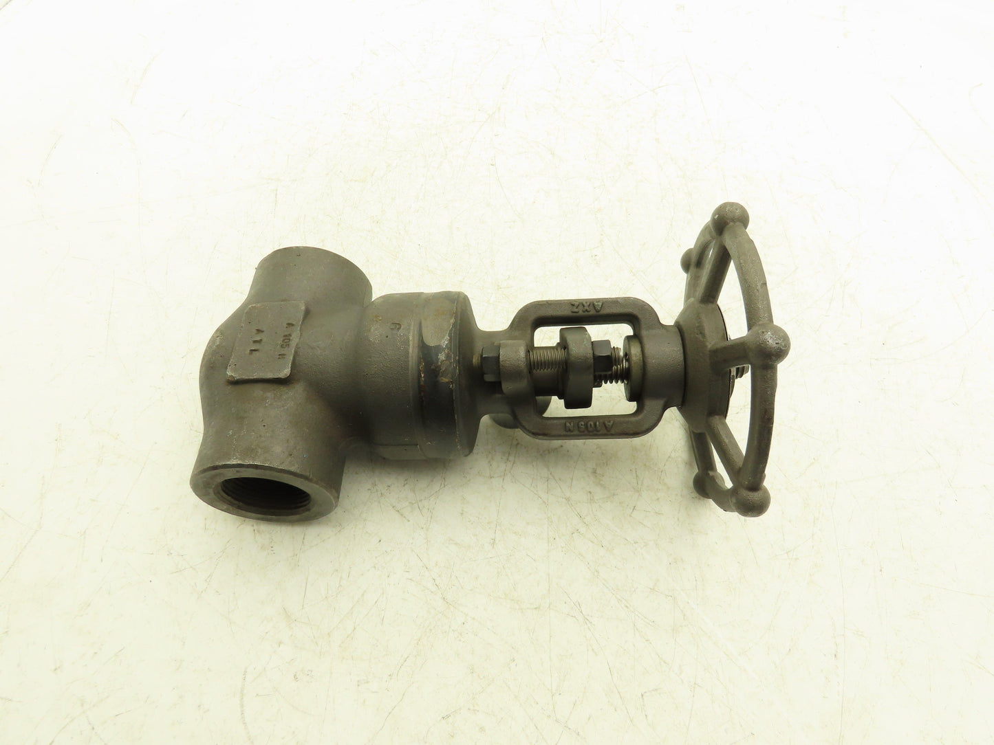 Bonney Forge A105N Gate Valve 1-1/4" NPT Forged Steel Rising Stem