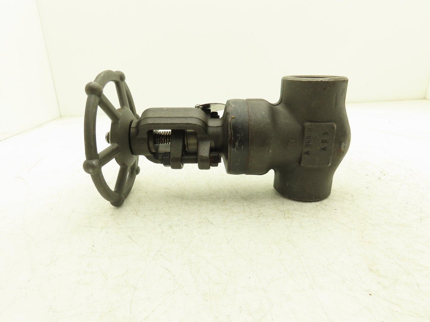 Bonney Forge A105N Gate Valve 1-1/2" NPT Forged Steel Rising Stem