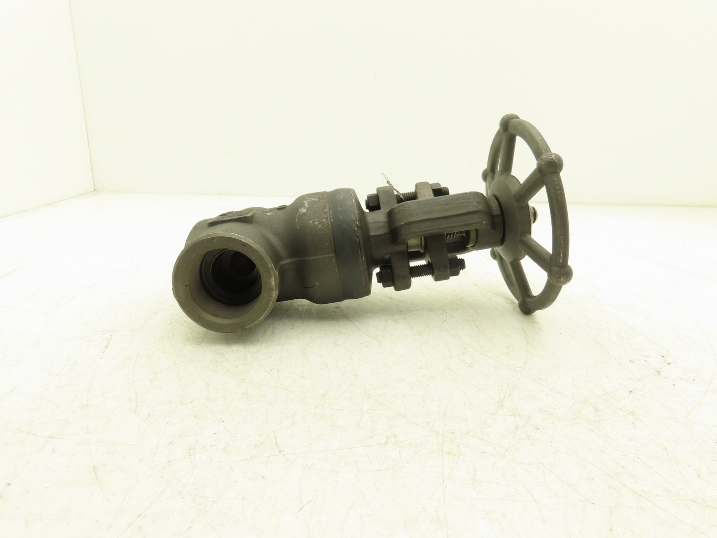 Bonney Forge A105N Gate Valve 1-1/2" NPT Forged Steel Rising Stem