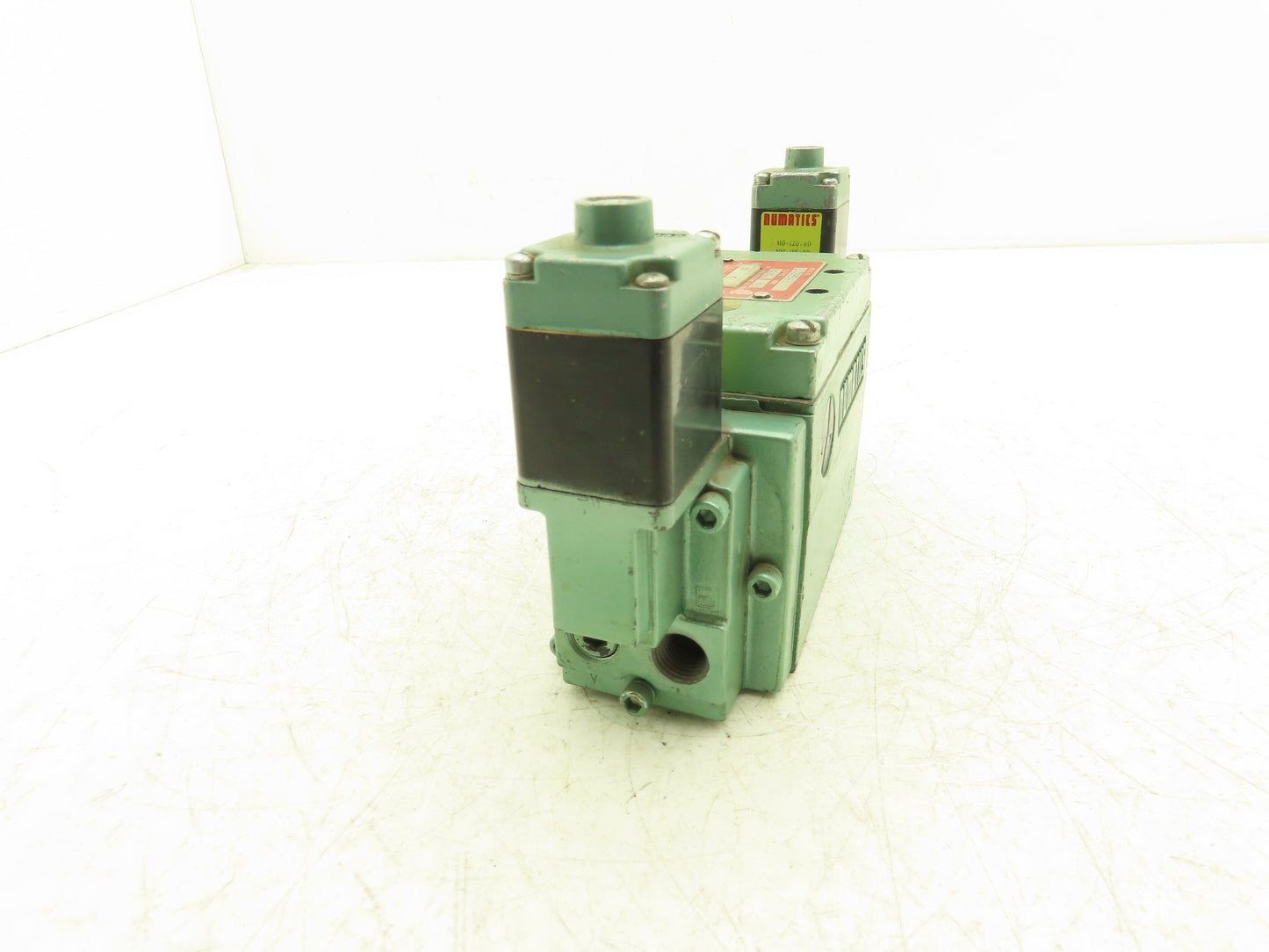 Numatics 34DSP53AK Solenoid Pneumatic Valve 120v 0.16A 150 psig