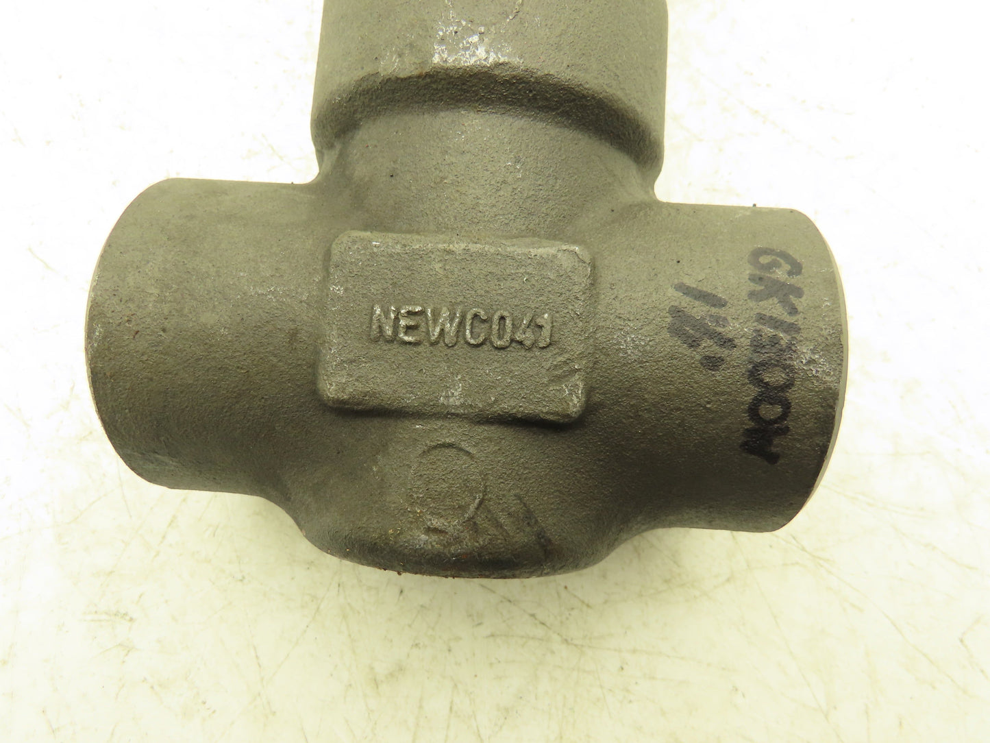 Newco 18T-FS3-WB-RP 1-1/2" Gate Valve 1975psi Forged Steel Rising Stem