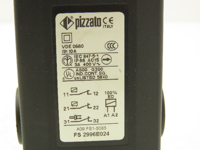 Pizzato FS 2996E024 Safety Switch Locked Actuator 24VAC/DC IP67 With Actuator