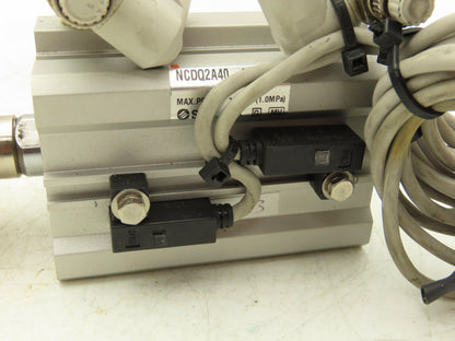 SMC NCDQ2A40-40D Pneumatic Cylinder 40MM Stroke 15MM Bore Double Action Lot of 2