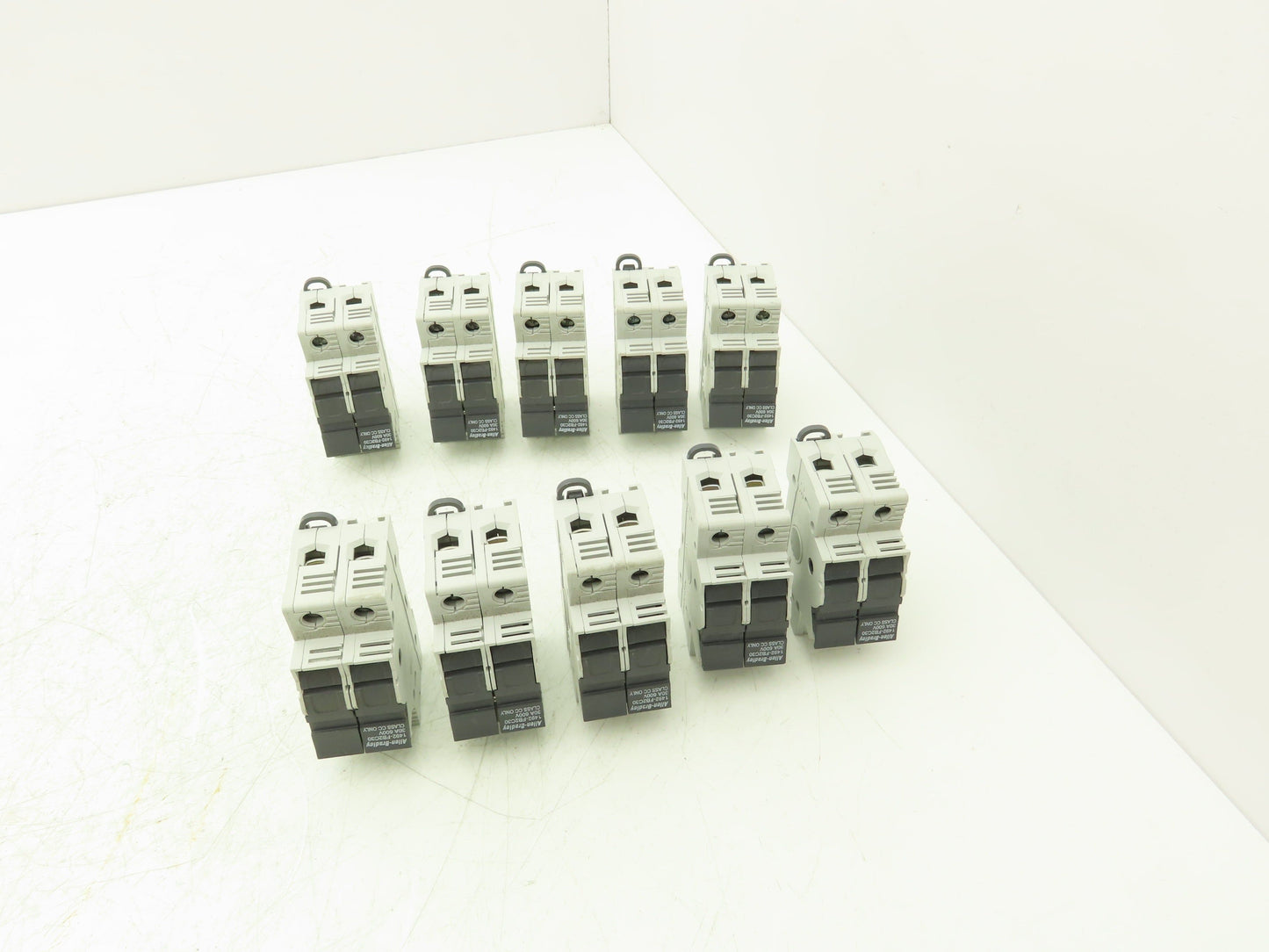 Allen Bradley 1492-FB2C30 Fuse Holder 30A 600VAC 2 Pole Class CC Ser B Lot of 10