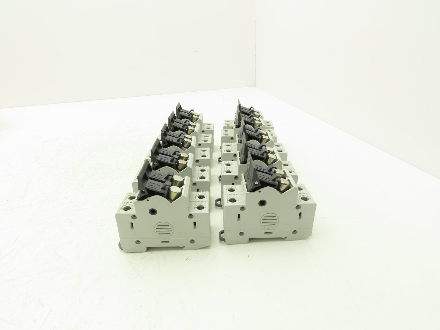 Allen Bradley 1492-FB2C30 Fuse Holder 30A 600VAC 2 Pole Class CC Ser B Lot of 10