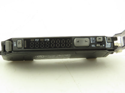 Keyence FS-N11CN Fiber Optic Sensor 24V Various Cable Lengths Included Lot of 6