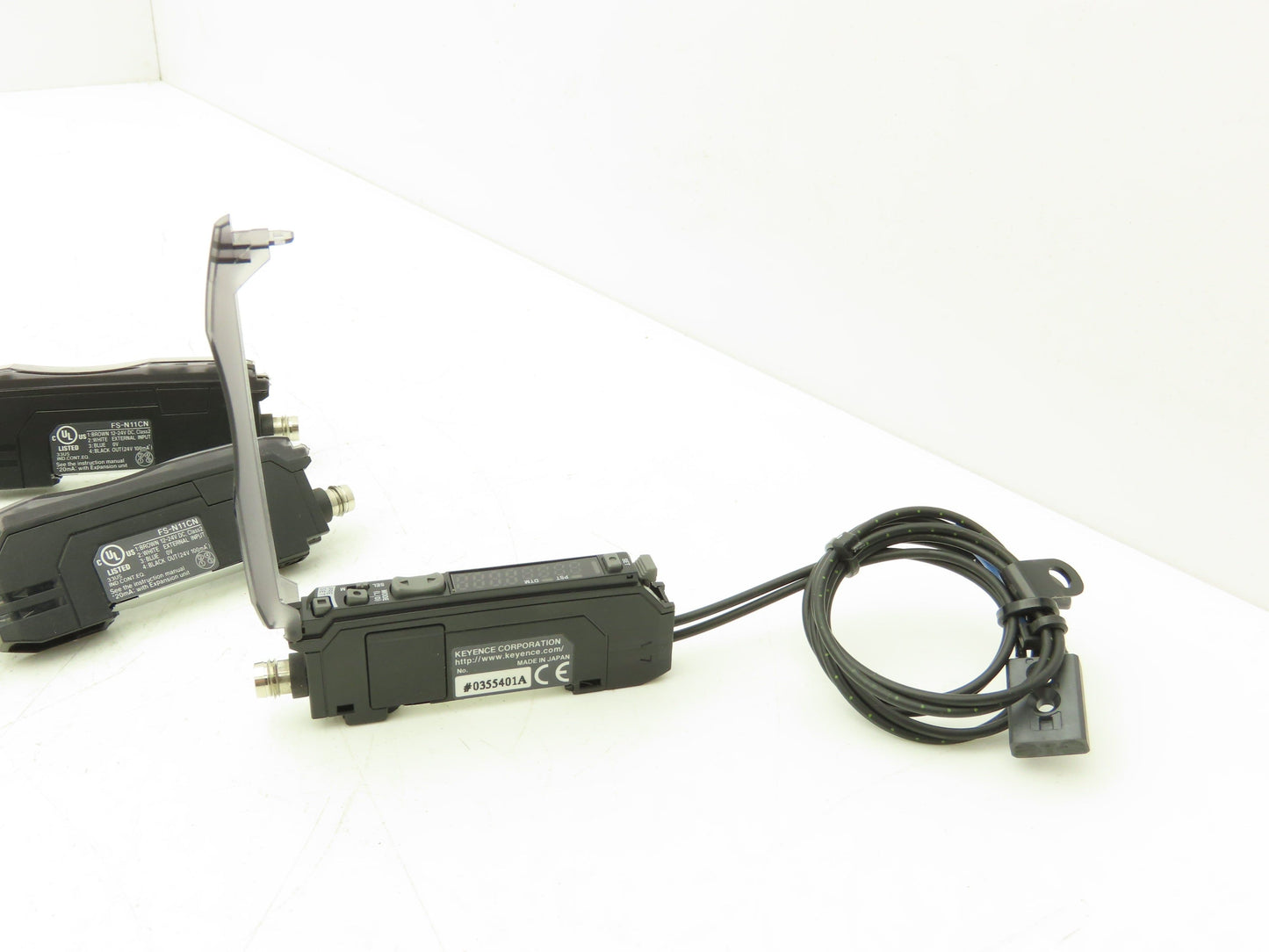 Keyence FS-N11CN Fiber Optic Sensor 24V Various Cable Lengths Included Lot of 6