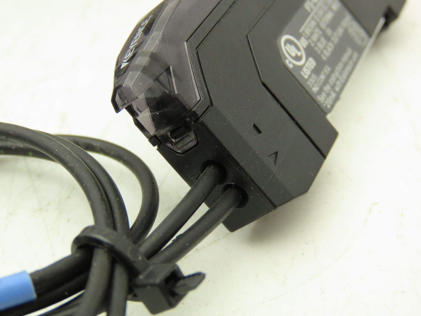 Keyence FS-N11CN Fiber Optic Sensor 24V Various Cable Lengths Included Lot of 6