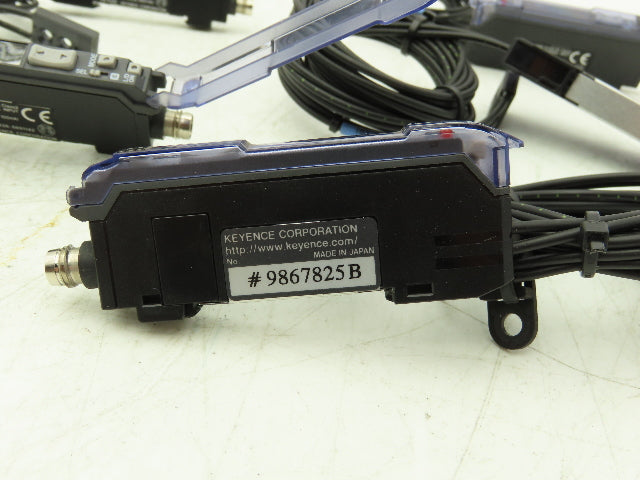 Keyence FS-V31C Fiber Optic Sensor 24V Various Cable Lengths Included Lot of 7