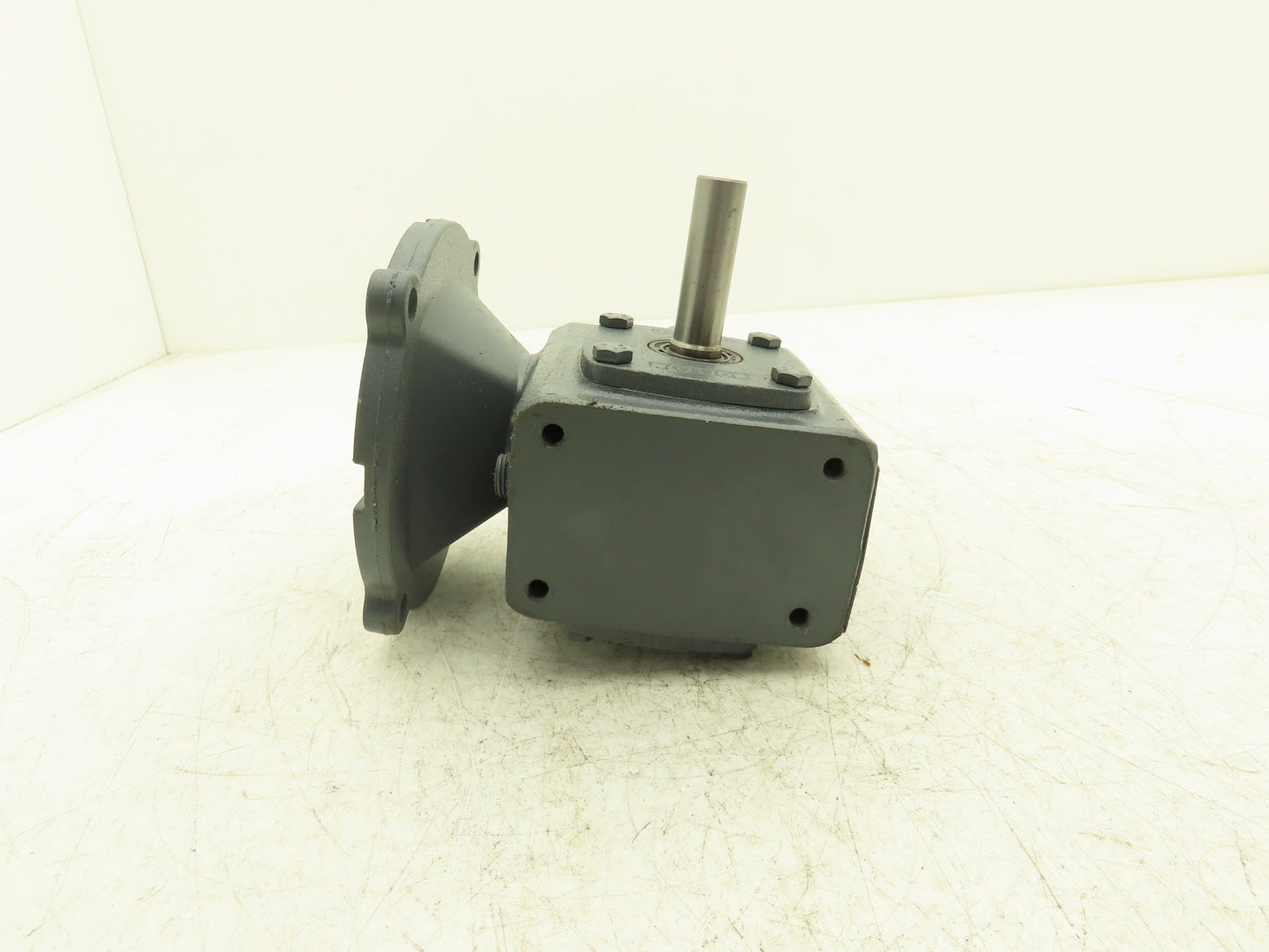 Boston Gear F71315KTB5J4 Worm Gearbox 15:1 Reducer .66Hp 116rpm 56C RH Output