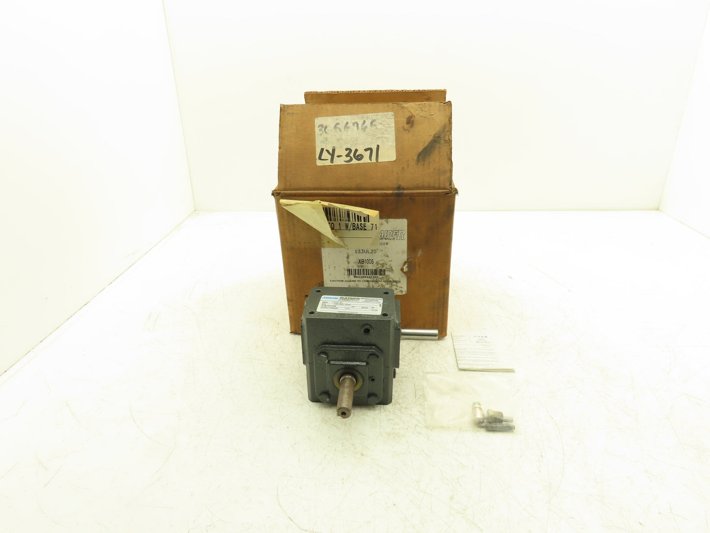 Morse Raider 133UL20 Worm Gearbox 20:1 Reducer .46Hp 87.5rpm 5/8" LH Output