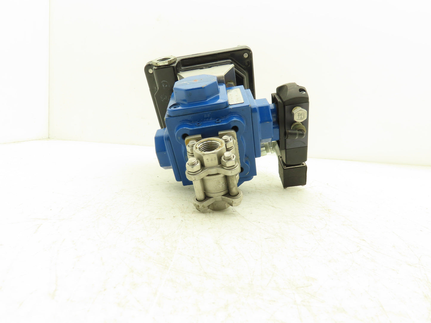 Compact II C20 SR-2C IMP 1/4 Turn 1/2" SS 1000psi Ball Valve & Actuator Switch