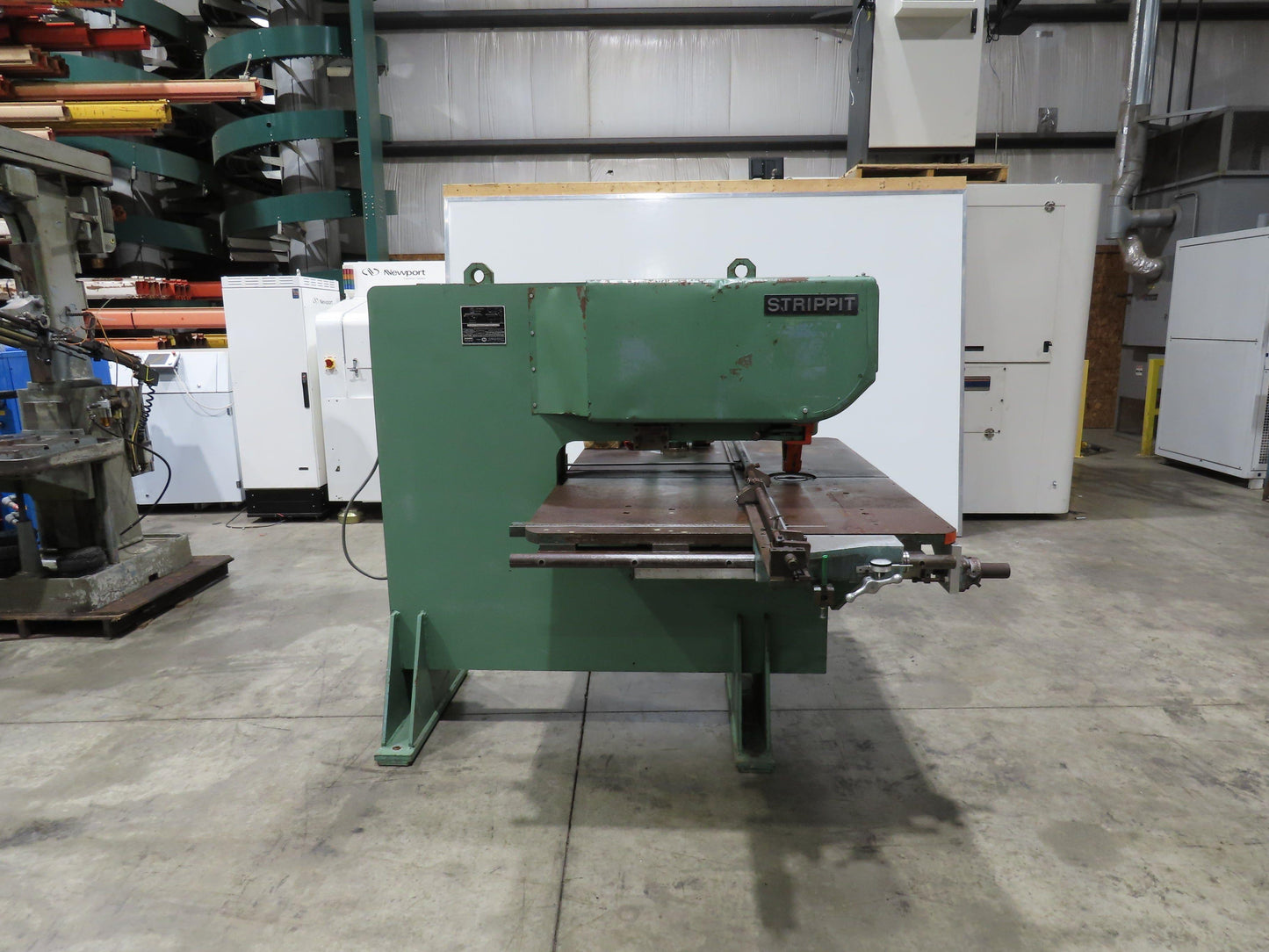 Strippit Fabricator Super 30/30 Single Punch Press 30 Ton 460V *No Foot Switch