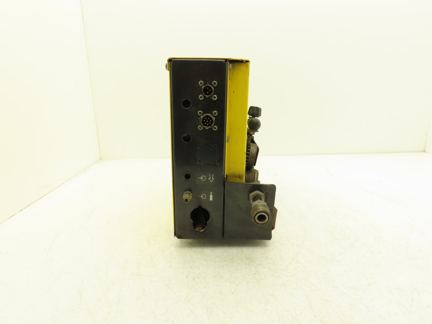 ESAB 0461070881 4804w Robot Wire Feeder Control Unit
