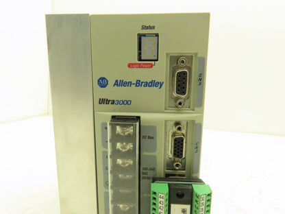 Allen Bradley 2098-DSD-020 Ultra 3000 Servo Drive 120/240V 1PH V1.41 Ser B
