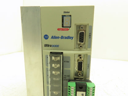 Allen Bradley 2098-DSD-020 Ultra 3000 Servo Drive 120/240V 1PH V1.41 Ser B