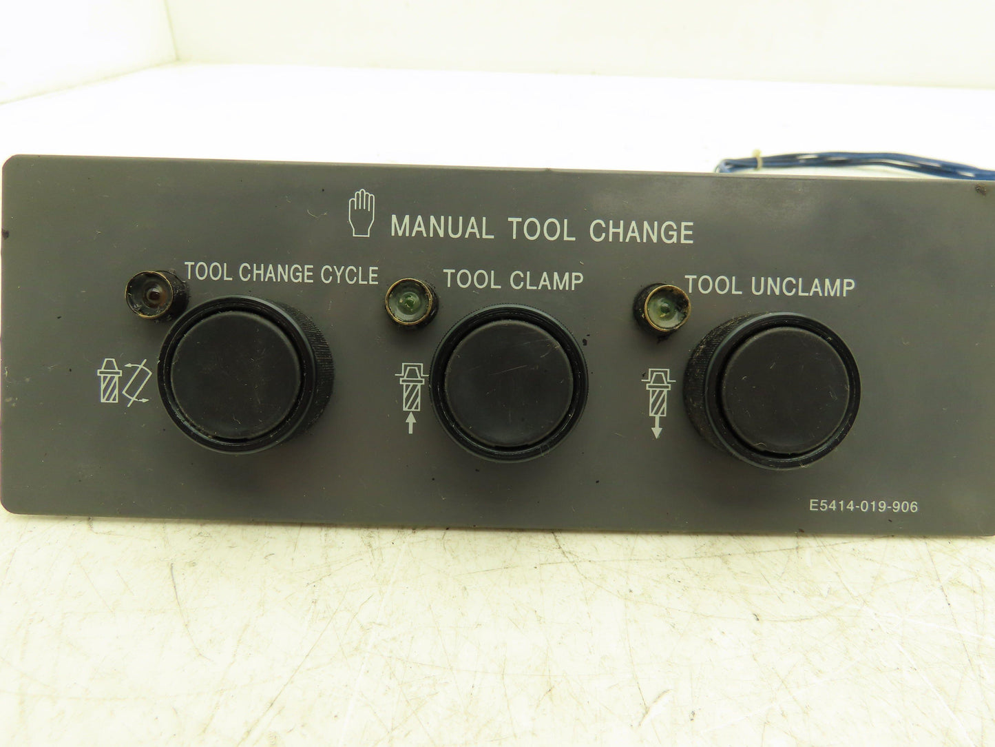 Okuma E5414-019-906 Manual Tool Change Button Control Panel Cycle Clamp Unclamp