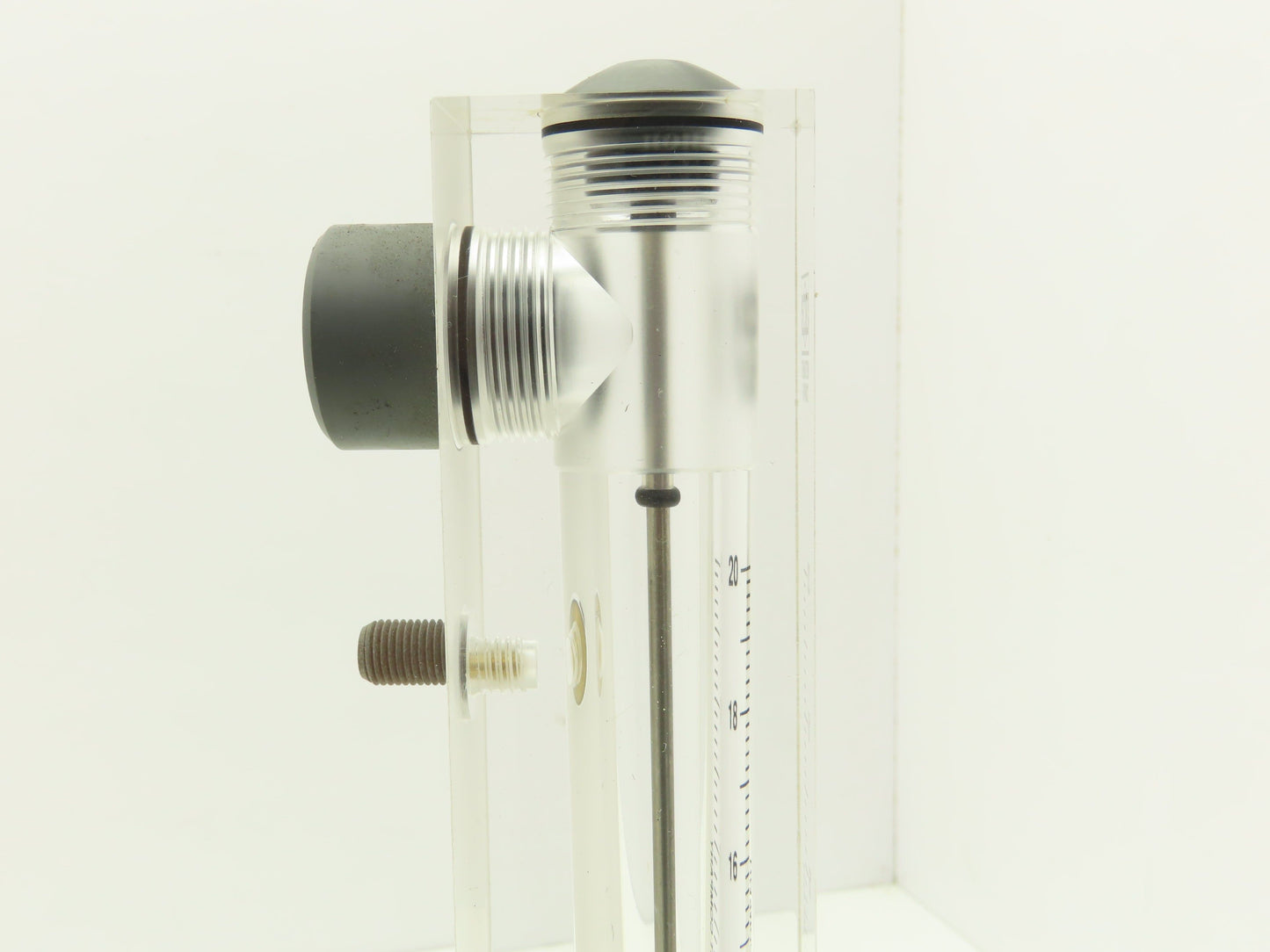 King Instrument 75302117C05 Flow Meter 14" Long 3/4" NPT Adjustable Clear F Port