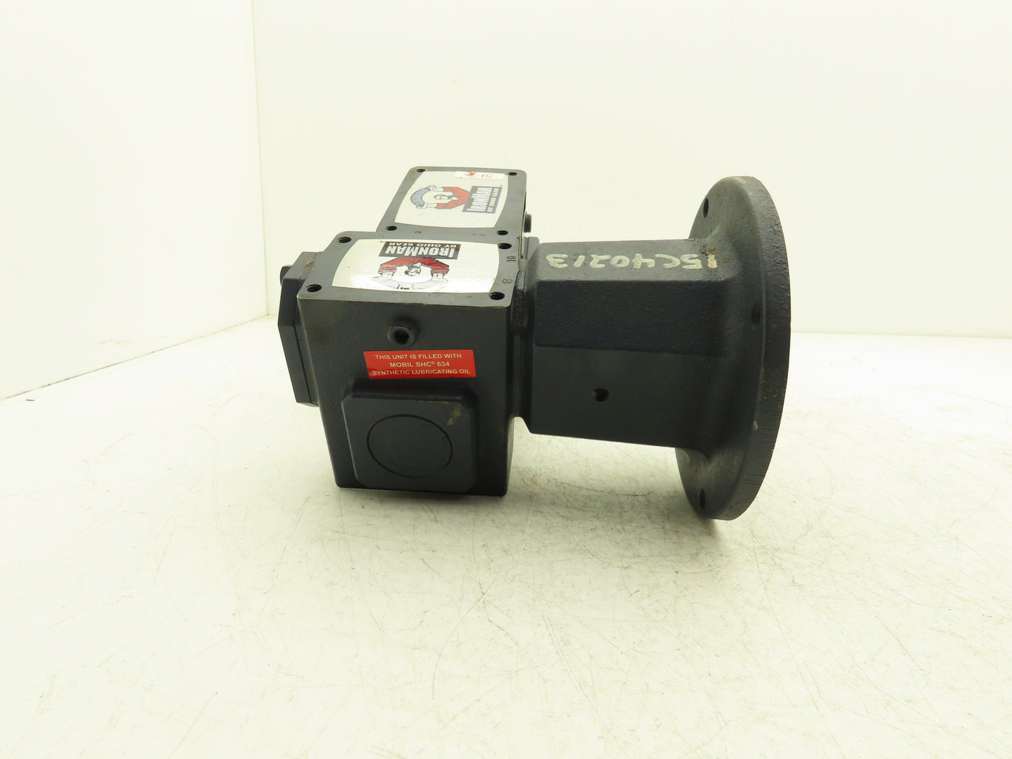 Ironman DM818-300-140-L Gearbox 300:1 Double Reduction 1/8Hp 5.8rpm 56C-145TC