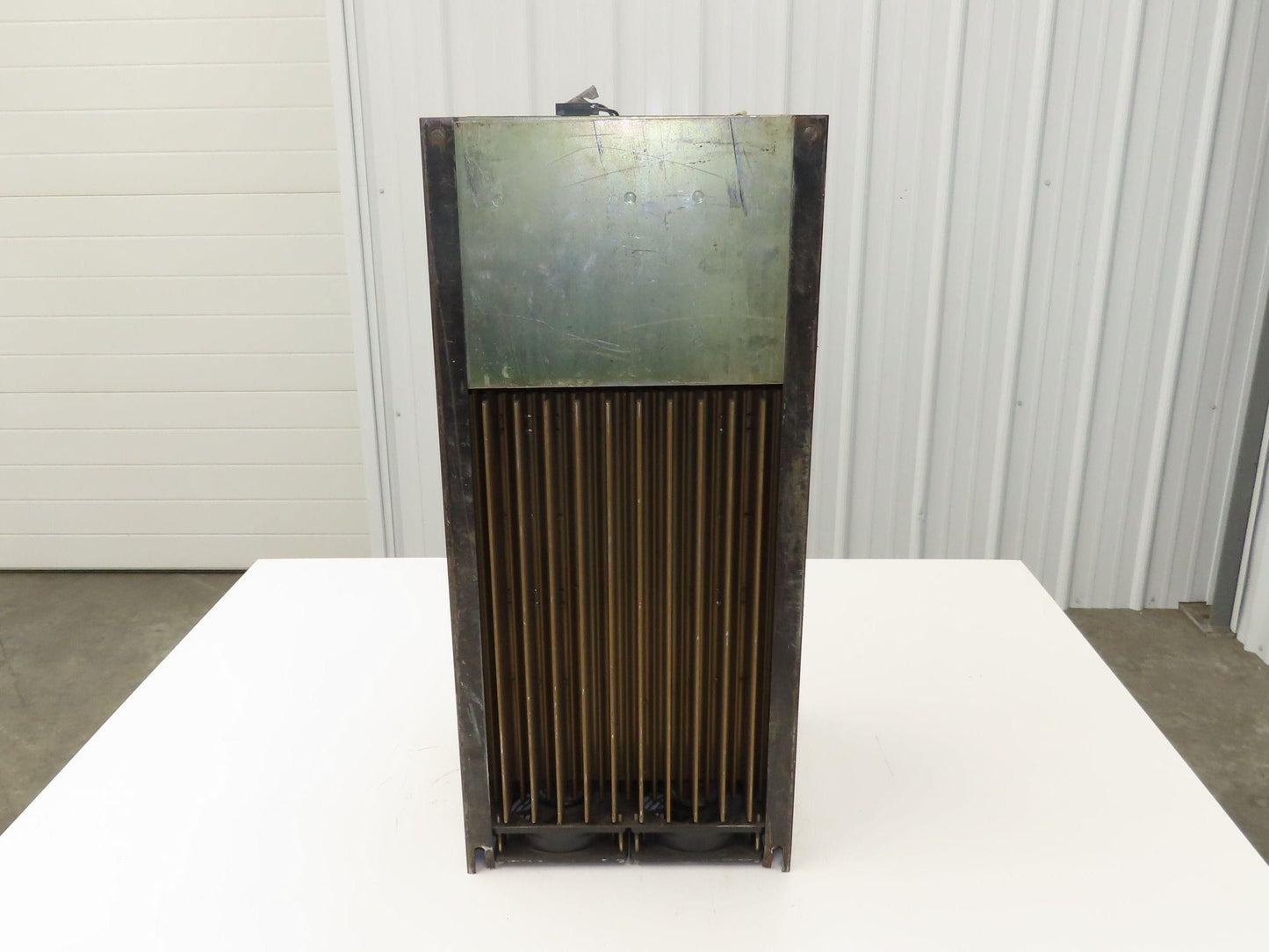 Allen Bradley 1392-B040-RF-MC-B-D1-F2-F4 AC Drive 480Vac In 440V 19A 0-200Hz Out