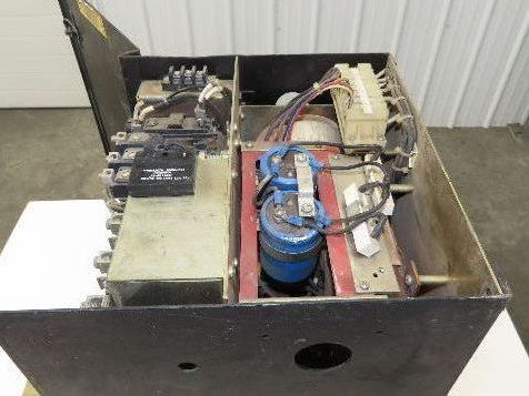 Allen Bradley 1392-B040-RF-MC-B-D1-F1-F4 AC Drive 480Vac In 440v 19A 0-200Hz Out