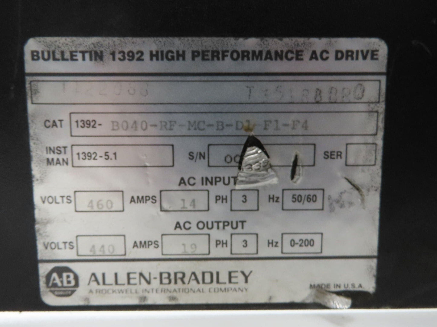 Allen Bradley 1392-B040-RF-MC-B-D1-F1-F4 AC Drive 480Vac In 440v 19A 0-200Hz Out