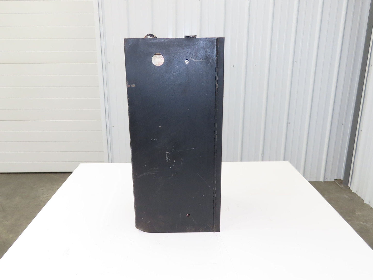 Allen Bradley 1392-B040-RF-MC-B-D1-F1-F4 AC Drive 480Vac In 440v 19A 0-200Hz Out