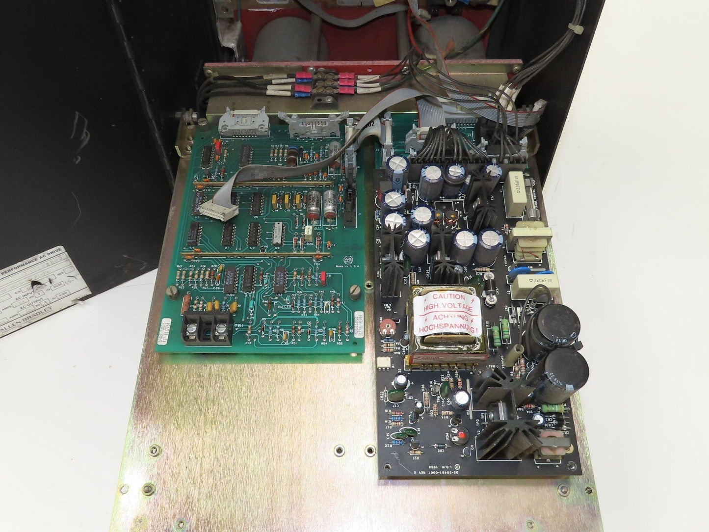 Allen Bradley 1392-B040-RF-MC-B-D1-F1-F4 AC Drive 480Vac In 440v 19A 0-200Hz Out