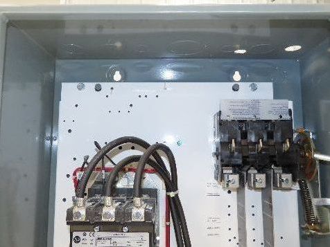 Allen Bradley 512-DACD-26R Combination Motor Starter Sz 3 NEMA 50HP 480V Fused