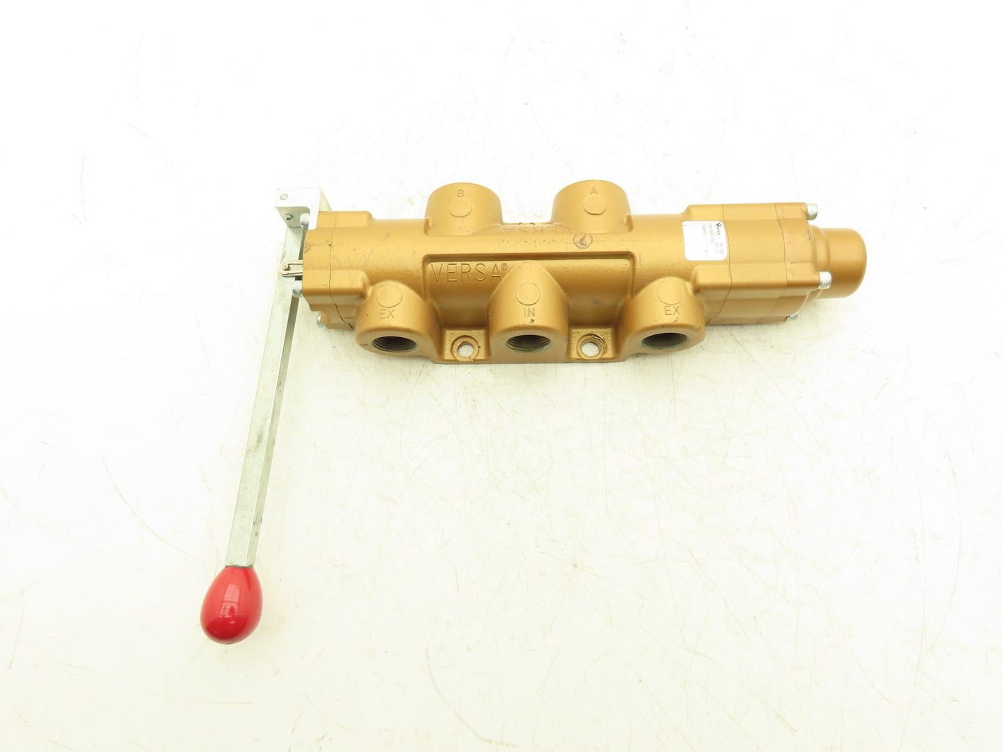 Versa VLB-4604-28B Pneumatic Air Hand Lever Valve 200psi 3/4" Ports