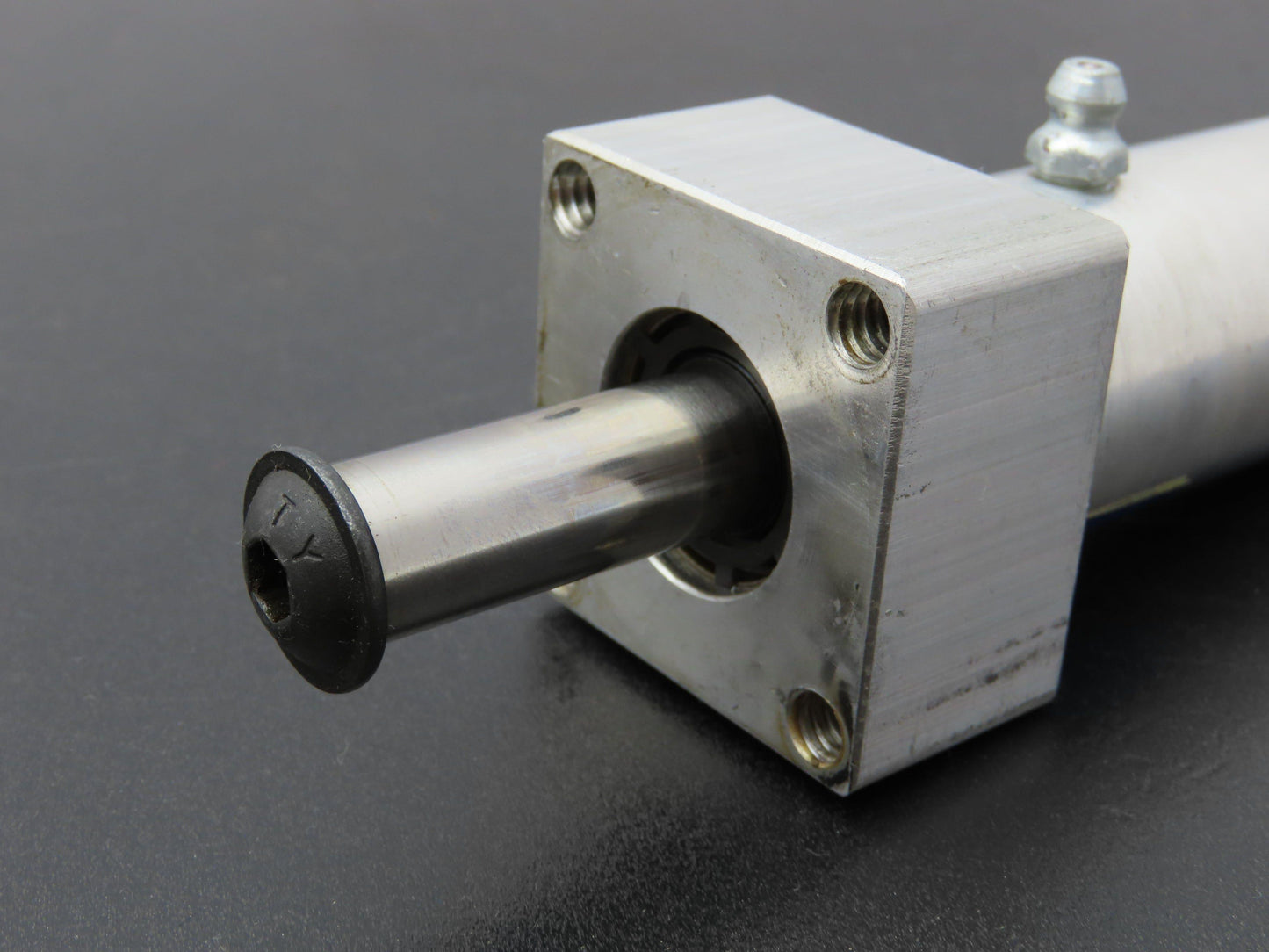 Thompson SS6UTFB 8 Ball Bushing Bearing Twin Flange Pillow Block .5" 110mm Shaft