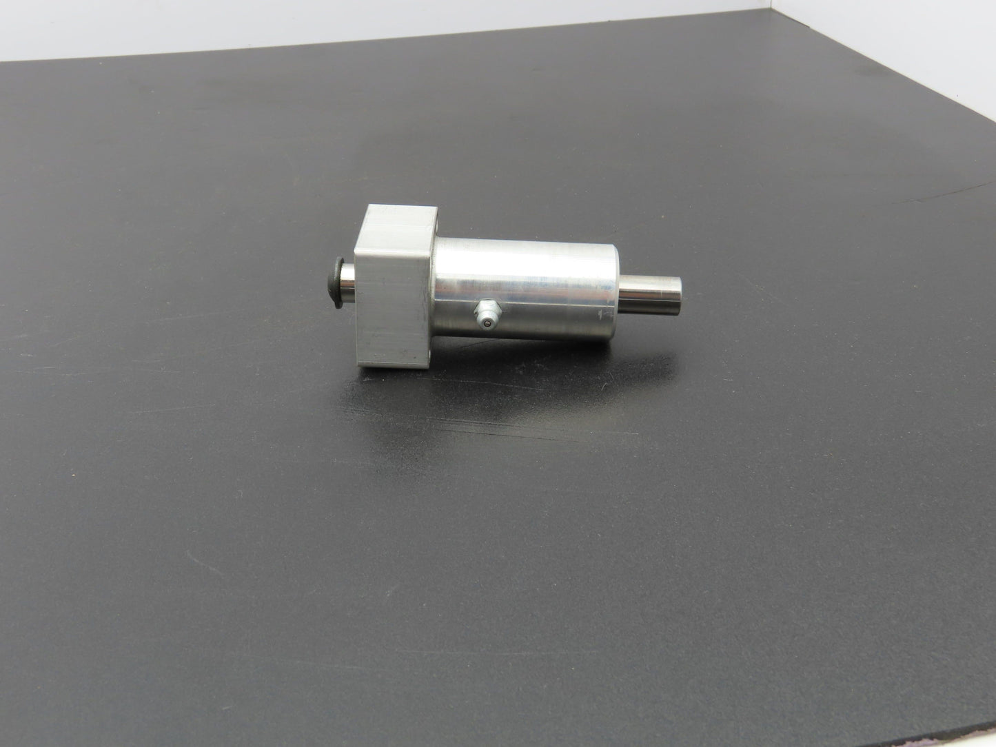 Thompson SS6UTFB 8 Ball Bushing Bearing Twin Flange Pillow Block .5" 110mm Shaft