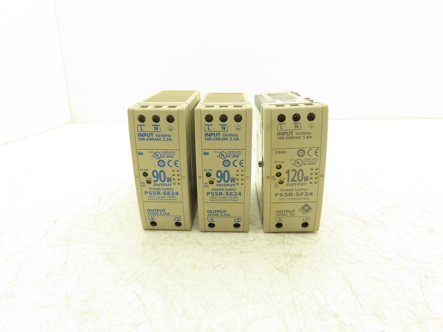 Idec PS5R-SE24 PS5R-SF24 Power Supply 24VDC 5A 3.75A Mixed Lot of 3