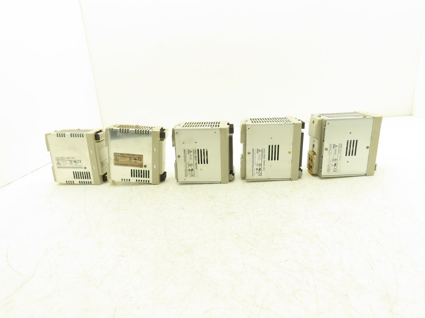 Omron S8VS DIN Rail Power Supply 24VDC 7.5A 5A Out 100-240VAC 1Ph In Lot of 5