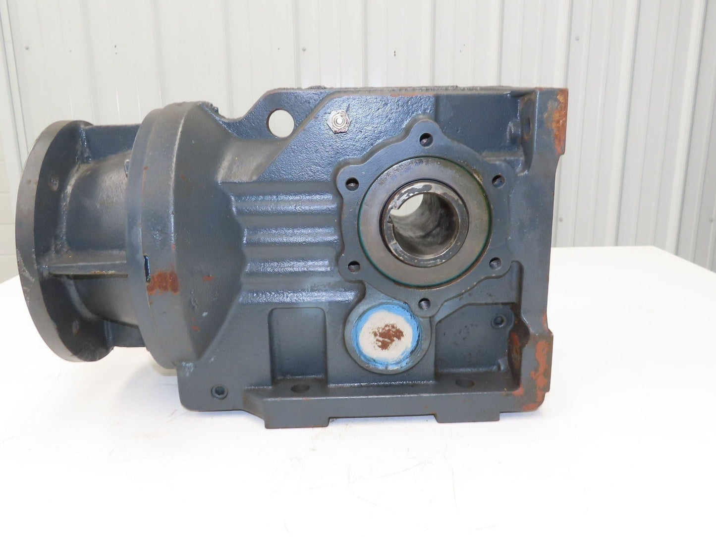 Hub City HB2073ES Helical Gearbox 18.65 Reducer 15Hp 94rpm 213TC Hollow Shaft