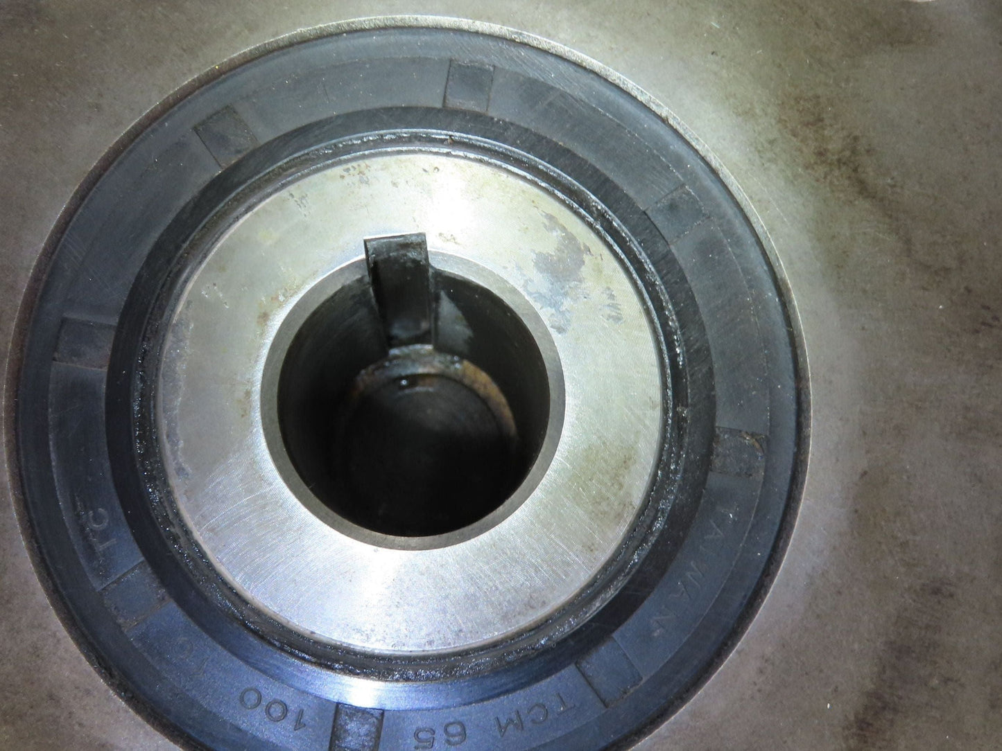 Hub City HB2073ES Helical Gearbox 18.65 Reducer 15Hp 94rpm 213TC Hollow Shaft