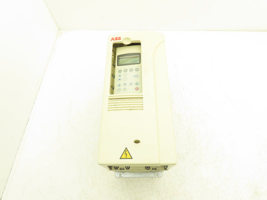 ABB ACS800-U1-0009-2+P901 VFD 3Ph 208-240Vac In 7.5Hp 208-240V 27A 300Hz Out