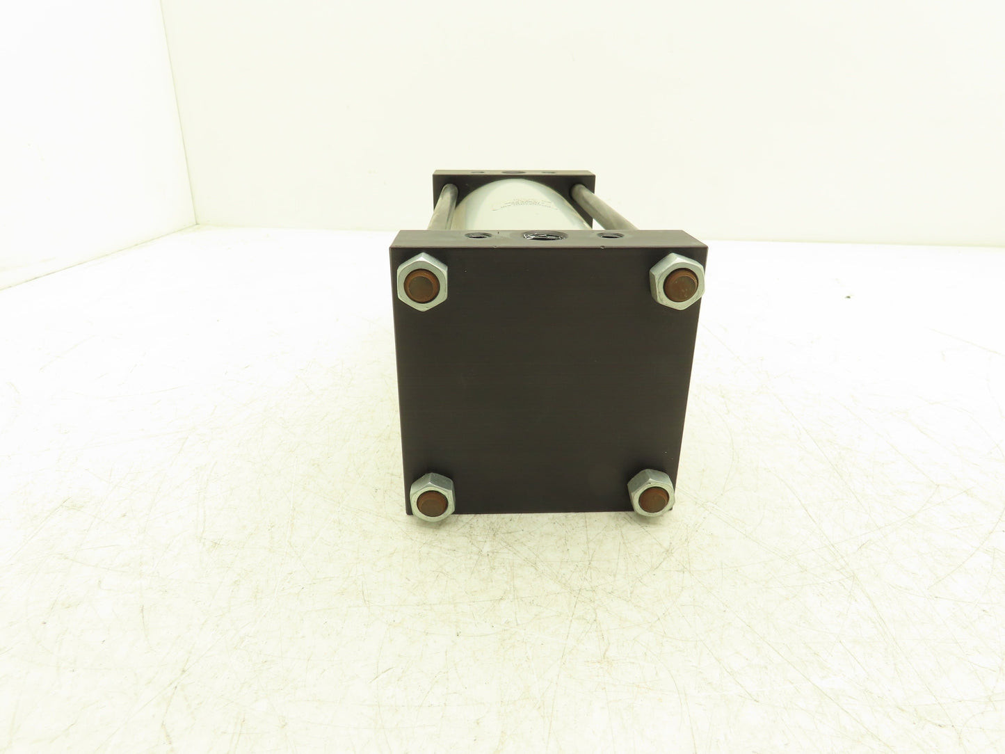 Rockford Air 09-570 Pneumatic Cylinder Booster Multiplier 4"W 8"H 1/2" NPT