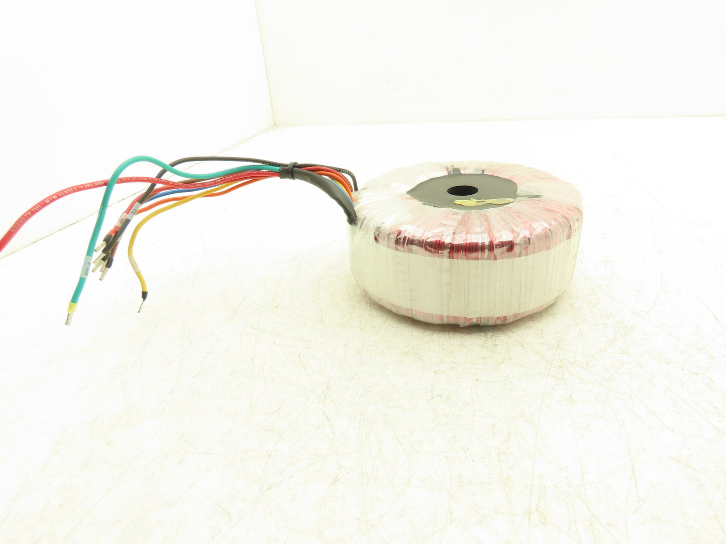 Tortran 17100-508 Stepdown Power Transformer 1 kVA 1Ph HV 240V LV115 989W 8.6A