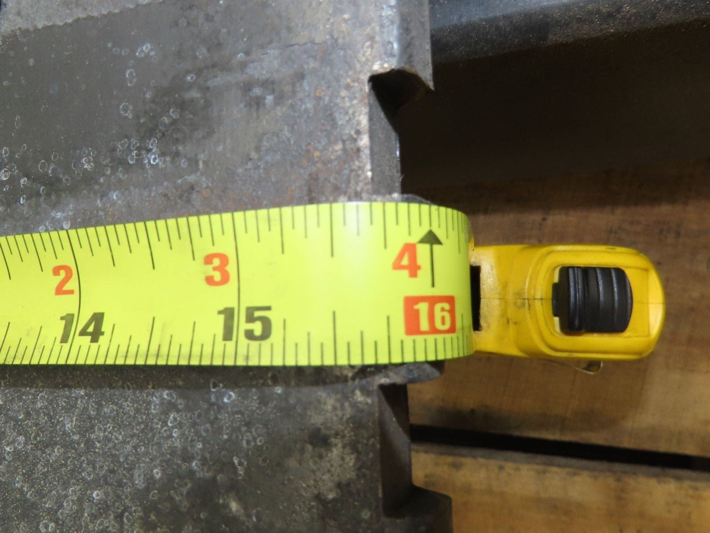 Clark S40 PowrWorker Forklift Mast 2-Stage 130" Lift 47"x 38" Carriage Class 2