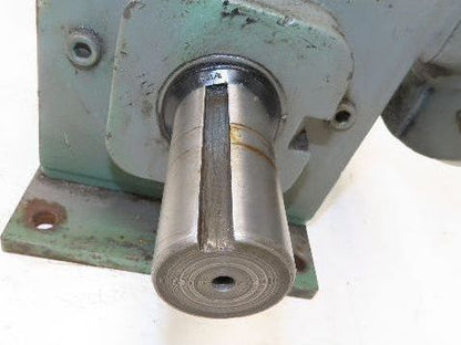 Winsmith D-90 SE Gearbox 15:1 Reducer 5.5Hp 116rpm 180TC Dual Shaft 935MWNS23006