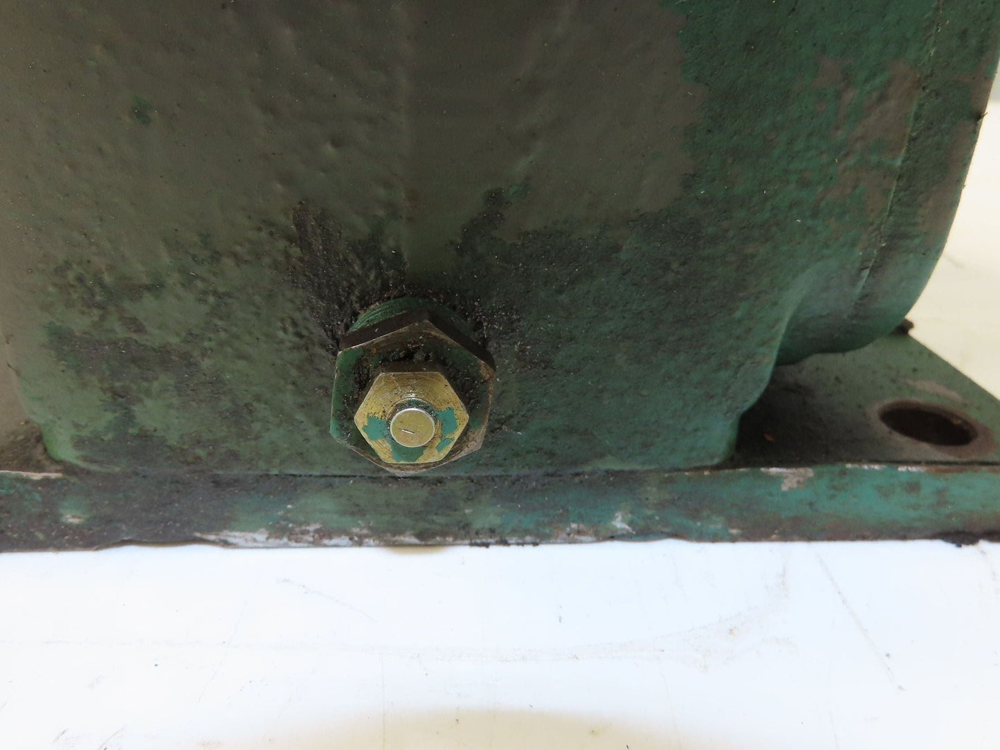 Winsmith D-90 SE Gearbox 15:1 Reducer 5.5Hp 116rpm 180TC Dual Shaft 935MWNS23006