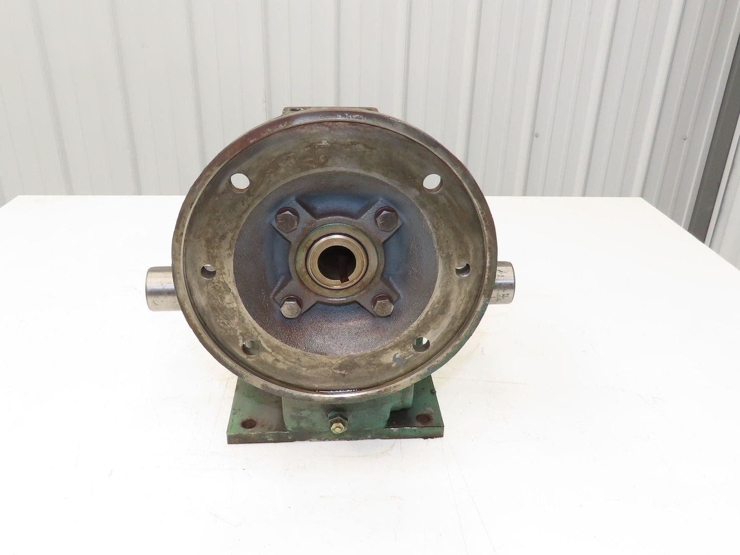 Winsmith D-90 SE Gearbox 15:1 Reducer 5.5Hp 116rpm 180TC Dual Shaft 935MWNS23006