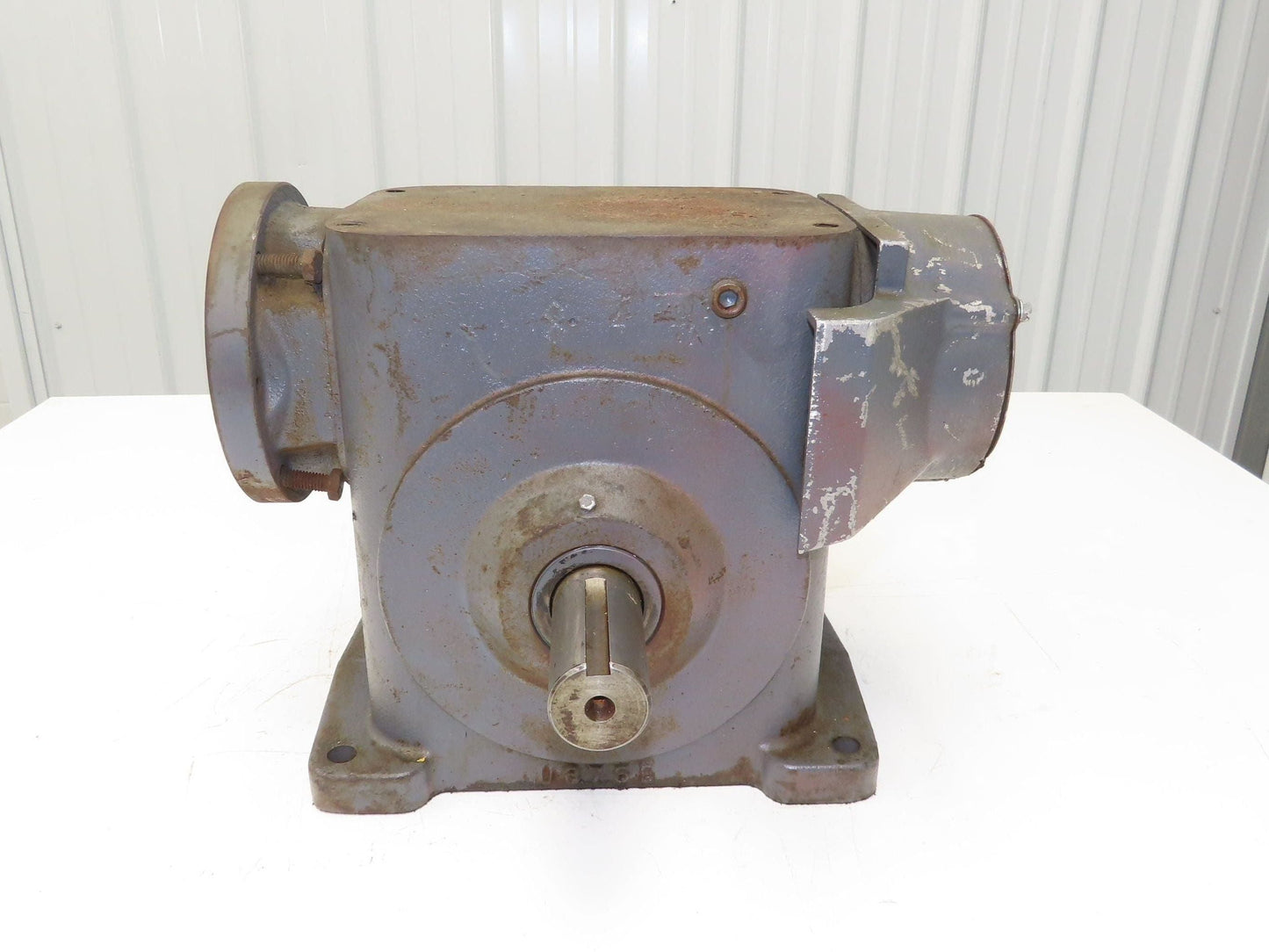 Browning 375C1-LR50FE 8701 50:1 Gearbox Reducer 2.3Hp 35rpm 143/145T Dual Shaft